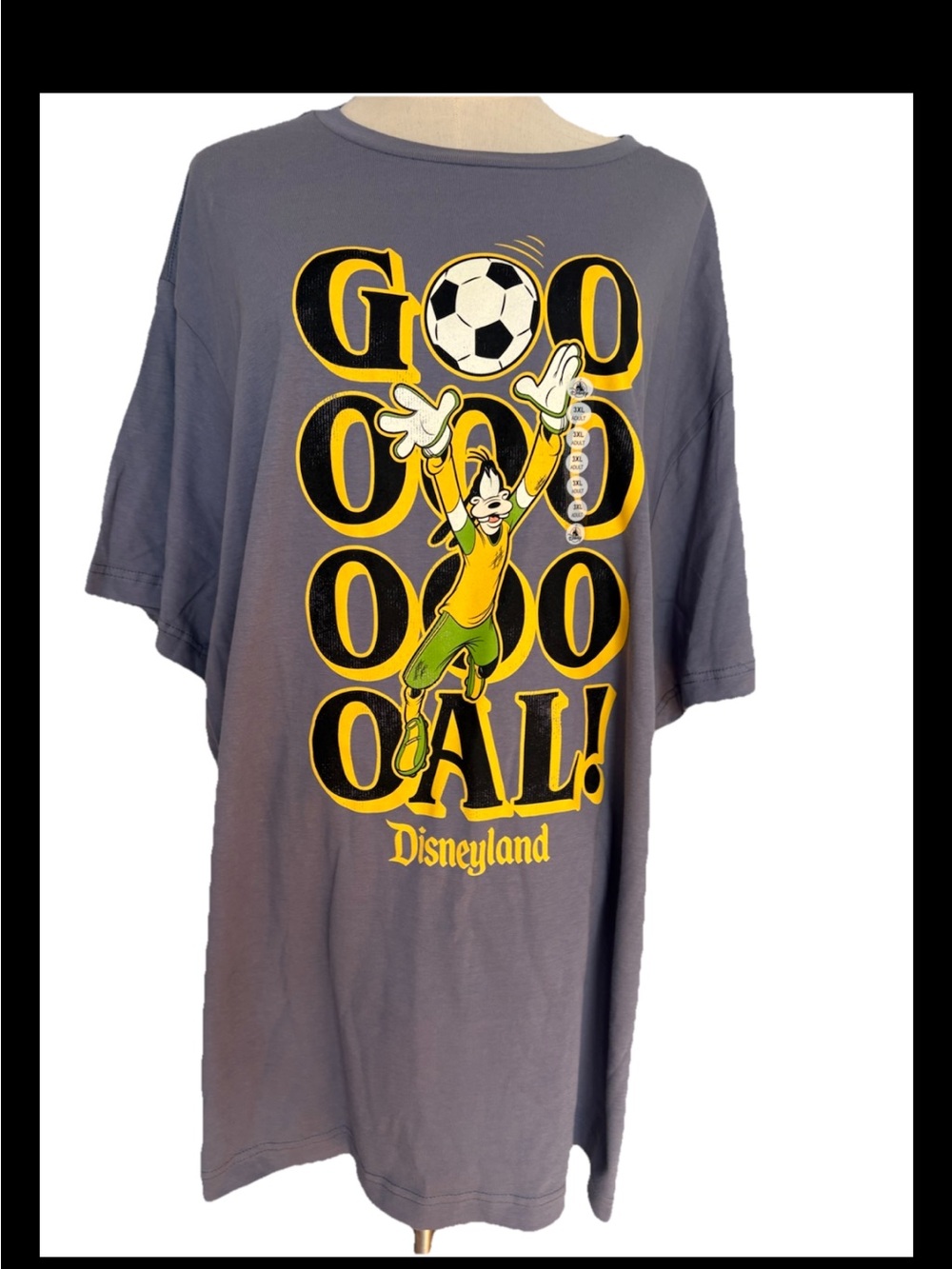 Disney Goofy Soccer GOAL! Adult Soccer Ball Graphic Grey T-Shirt 3XL Disneyland,